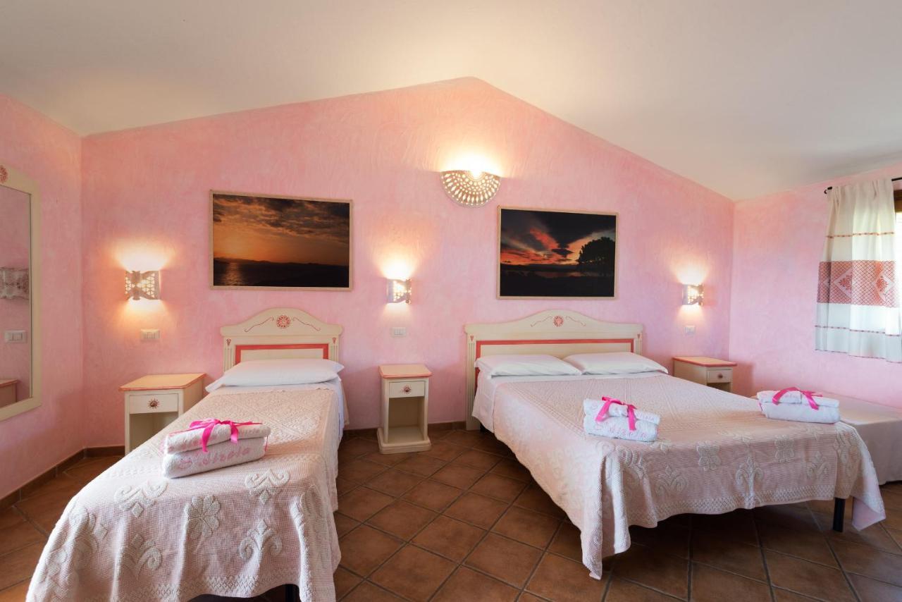 Affittacamere S'Alzola Porto Rotondo Ngoại thất bức ảnh
