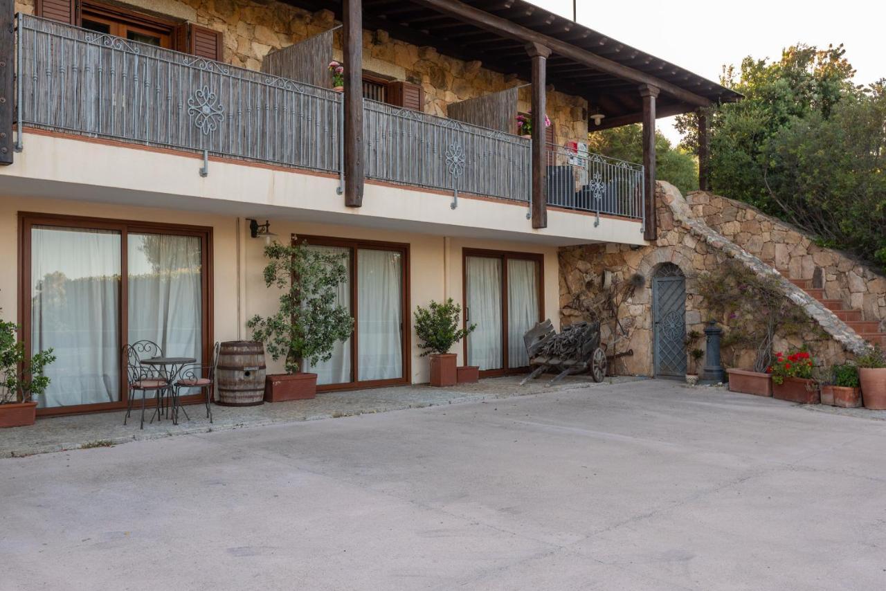 Affittacamere S'Alzola Porto Rotondo Ngoại thất bức ảnh